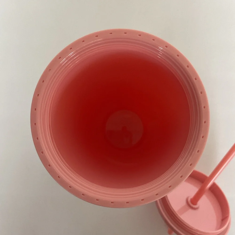 NWT Starbucks Hearts And Lips 2021 Valentines Day Cold Cup Tumbler.